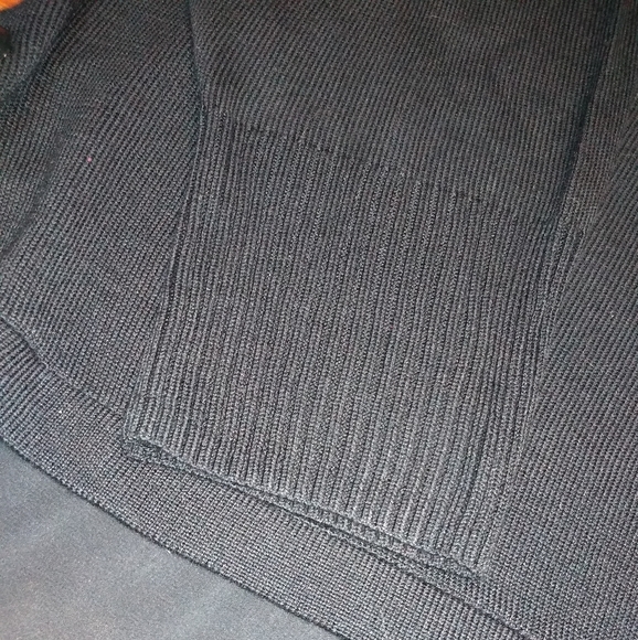 Michel Studio Collection, Black Knit Top, Size 4X, Gauze Trim on Bottom … - Picture 8 of 13
